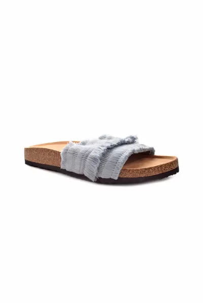 01-3642 Flat Slipper