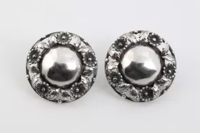 925 Silver Dome Flower Clip On Earrings (19.76g.)