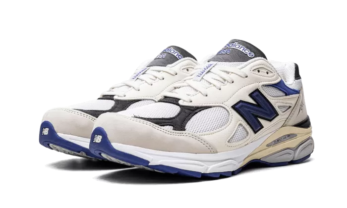 990V3 - Made In USA Cream Blue