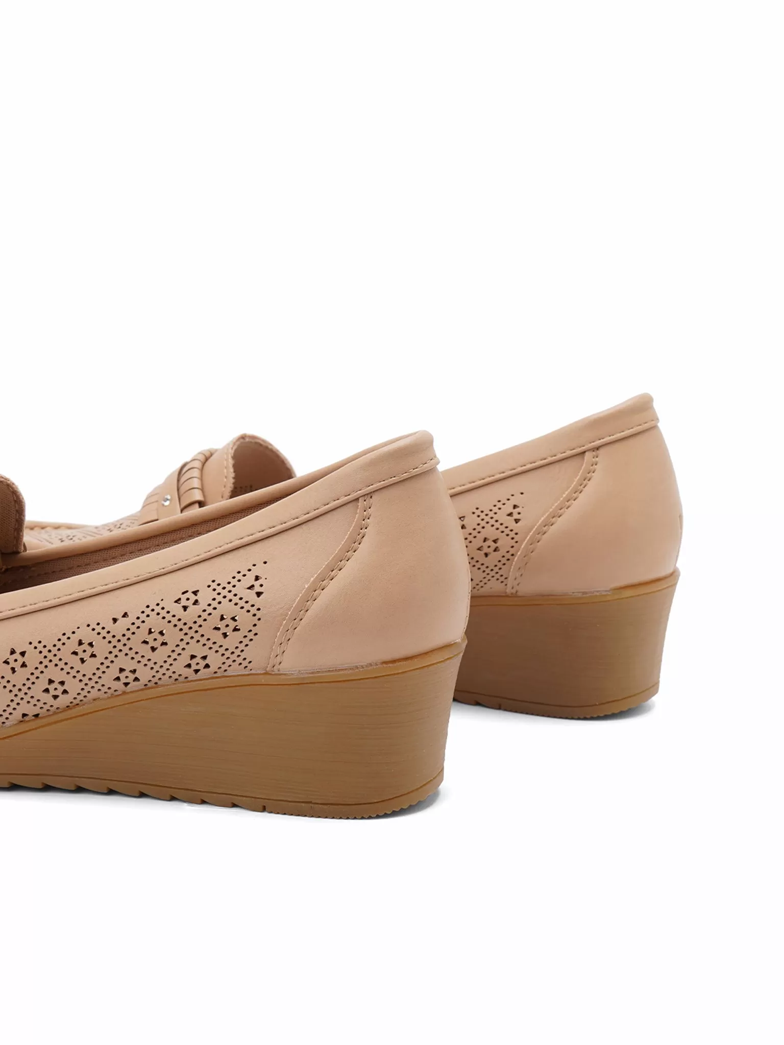 Amira Wedge Moccasins