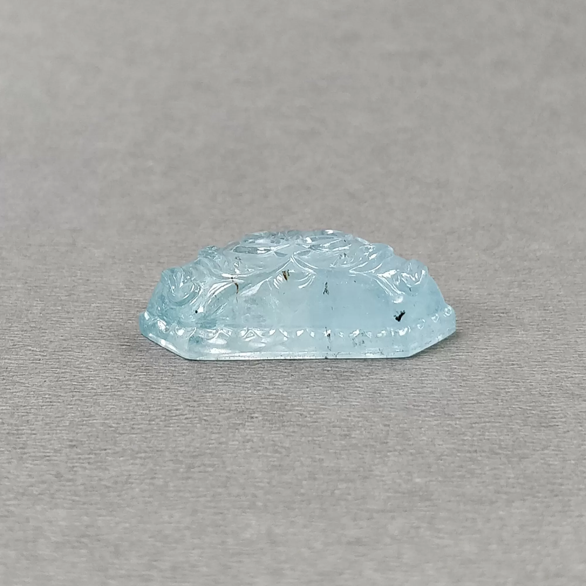 BLUE AQUAMARINE Gemstone Carving  : 32.05cts Natural Untreated Both Side Aqua Hand Carved Uneven Shape 29*19mm