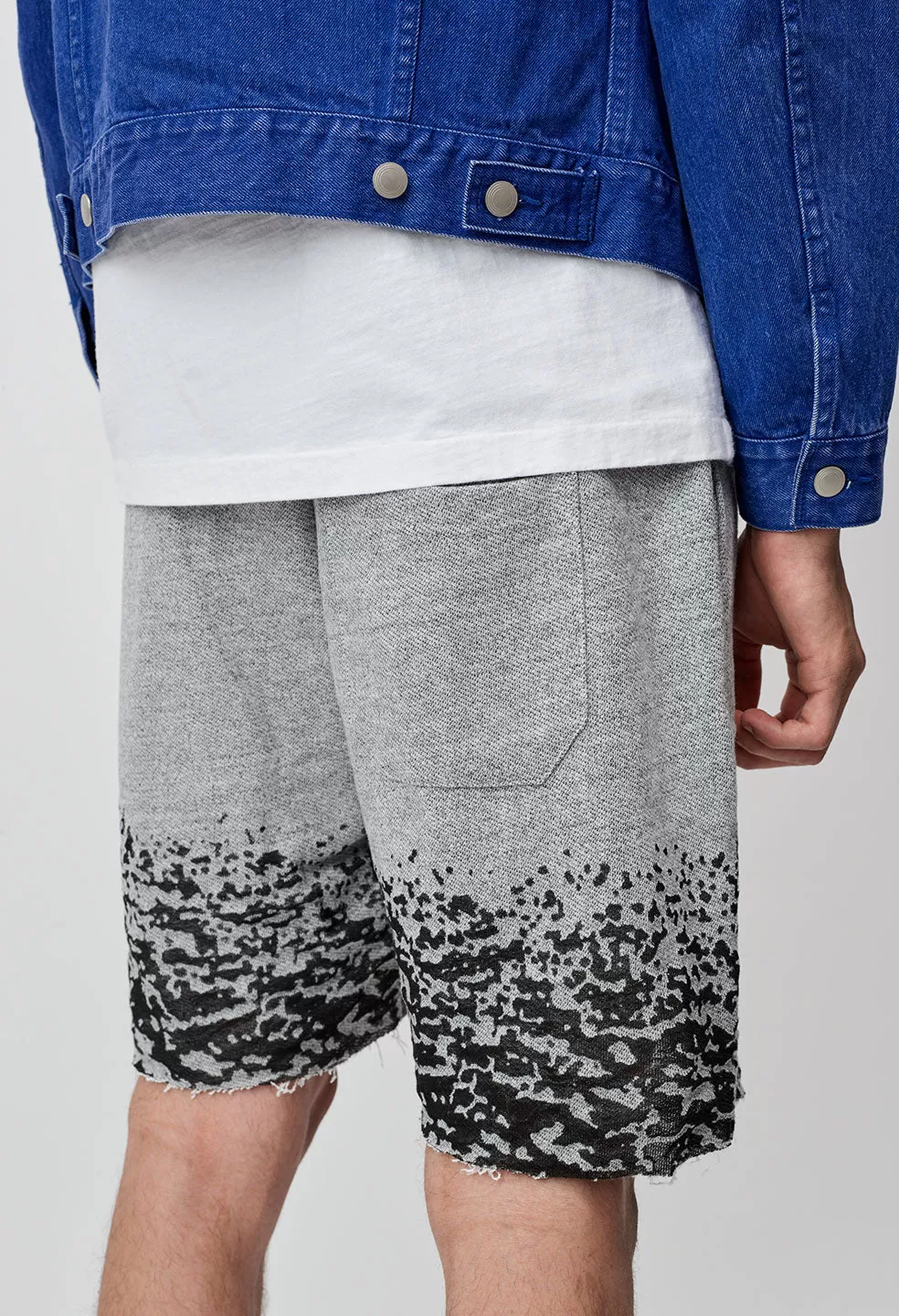 Burn Out Shorts / Grey