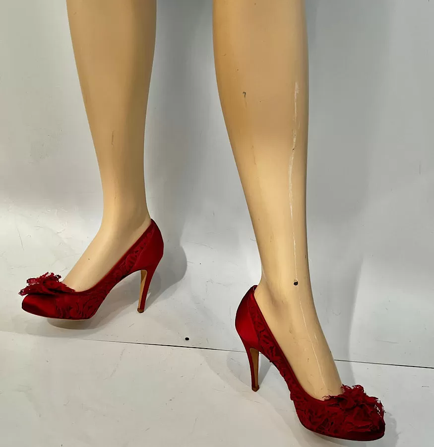 Chanel Light Red Lace Satin Heels EU 39C US 8.5/9