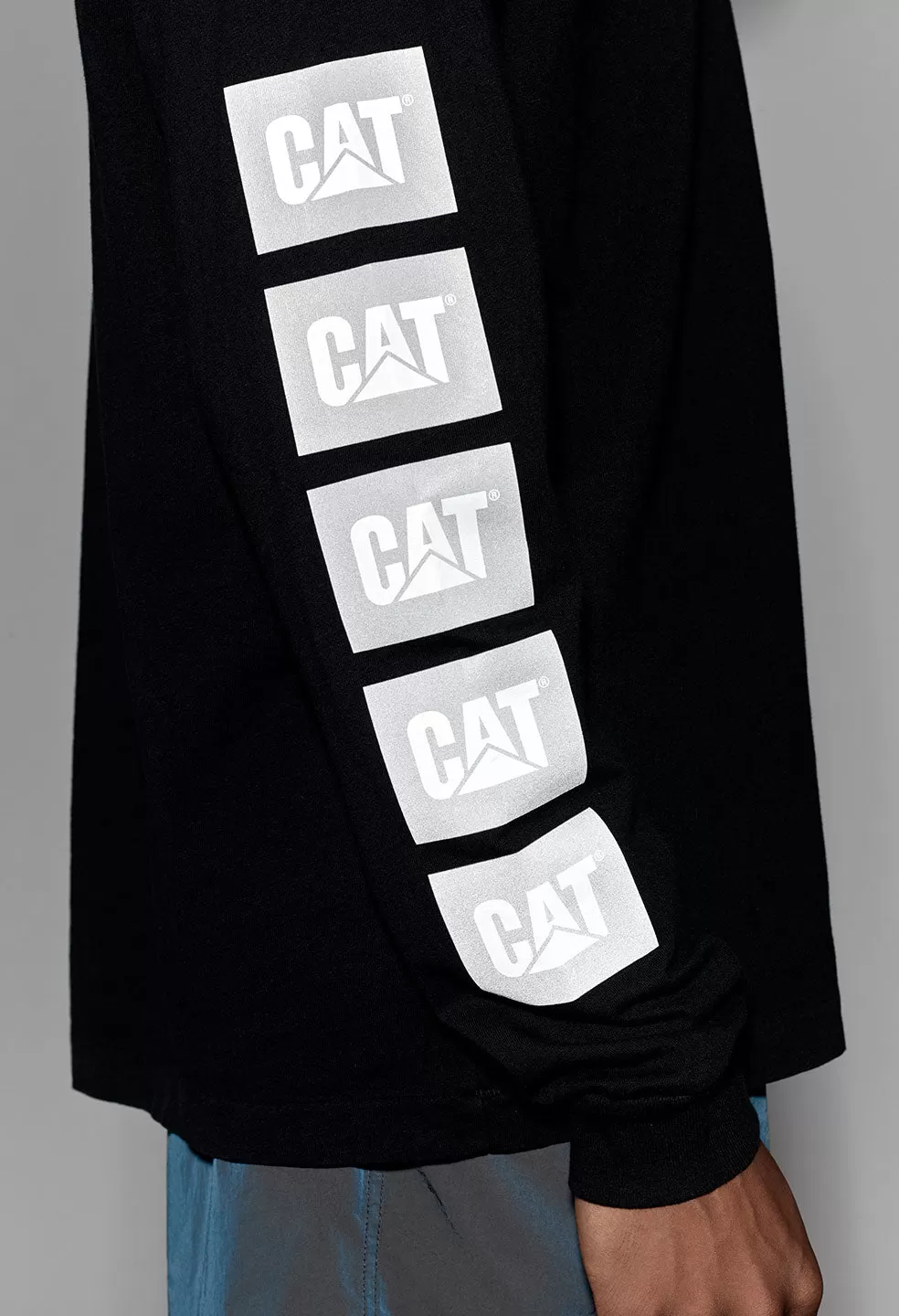 JE X CAT Reflect LS University Tee / Black