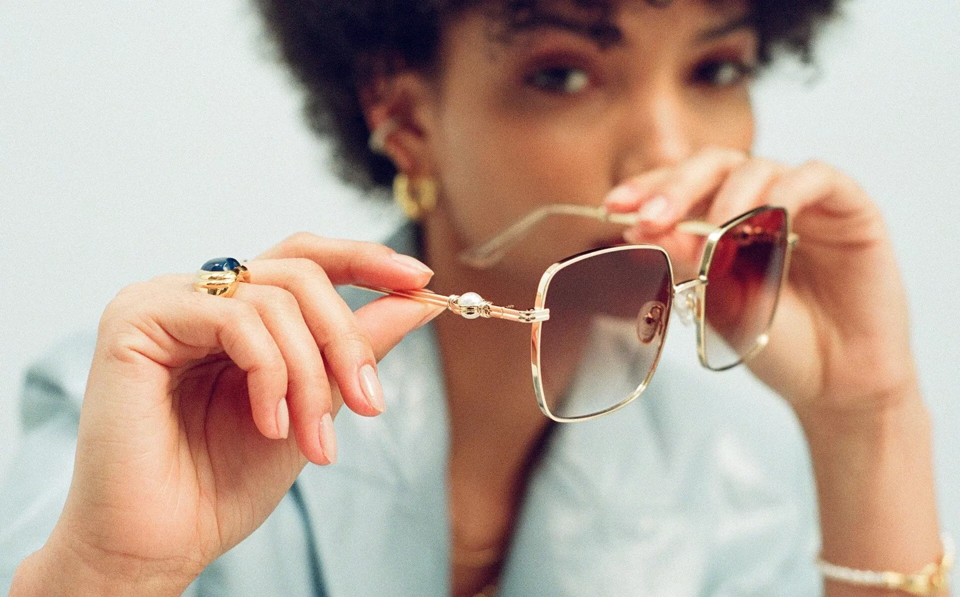 Le Specs Aquarius Sphere Oversized Square Sunglasses | Gold/Pearl