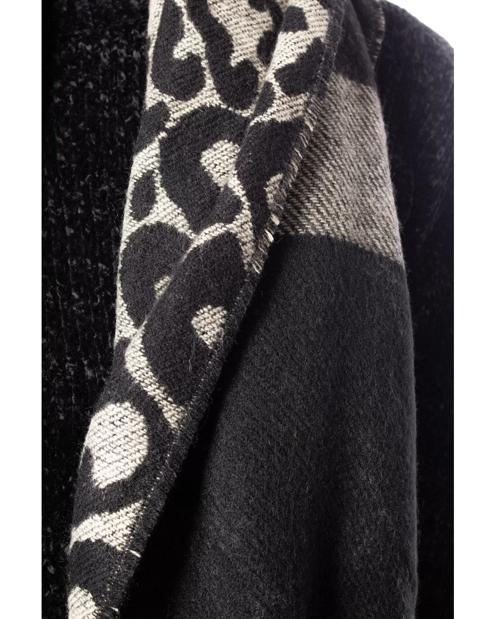 Mila Leopard Print Woven Scarf