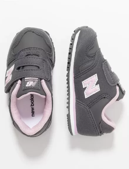 New Balance girls' sneakers with tears IV373CE