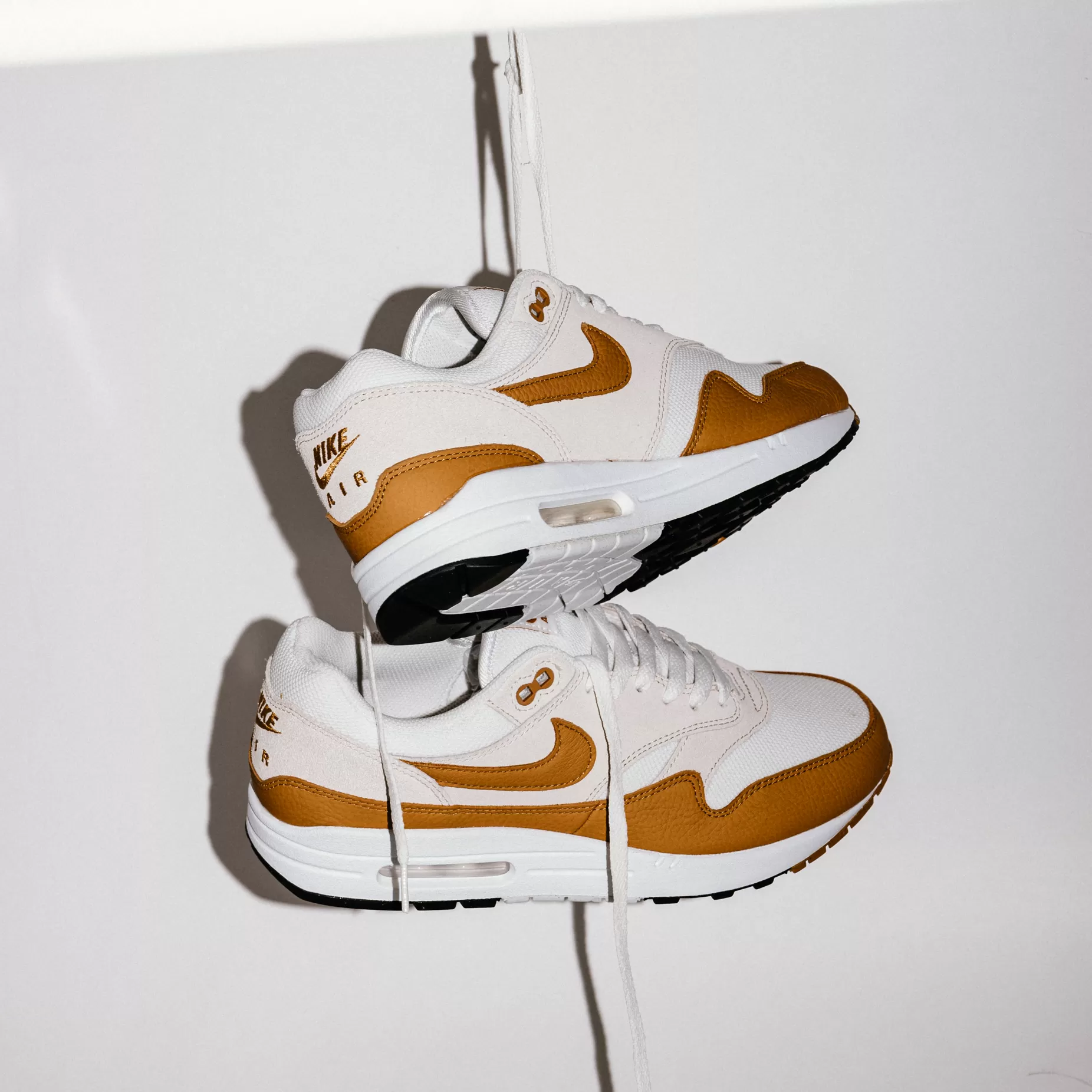 Nike Air Max 1 SC "Bronze" DZ4549-110