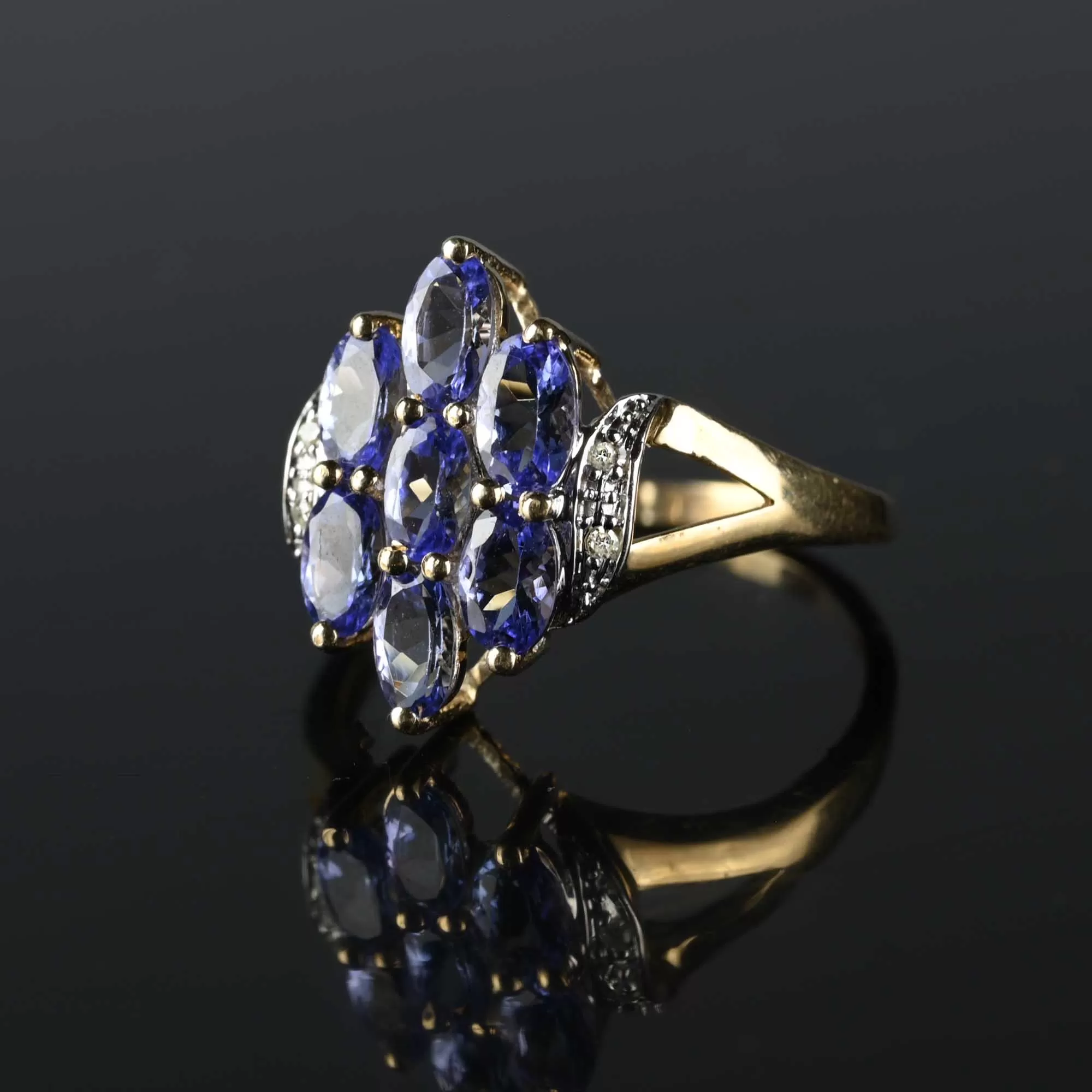 ON HOLD Estate Gold Diamond Tanzanite Cluster Ring