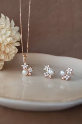 Pearly Flower Garland Rose Gold Plated Sterling Silver Pendant Set