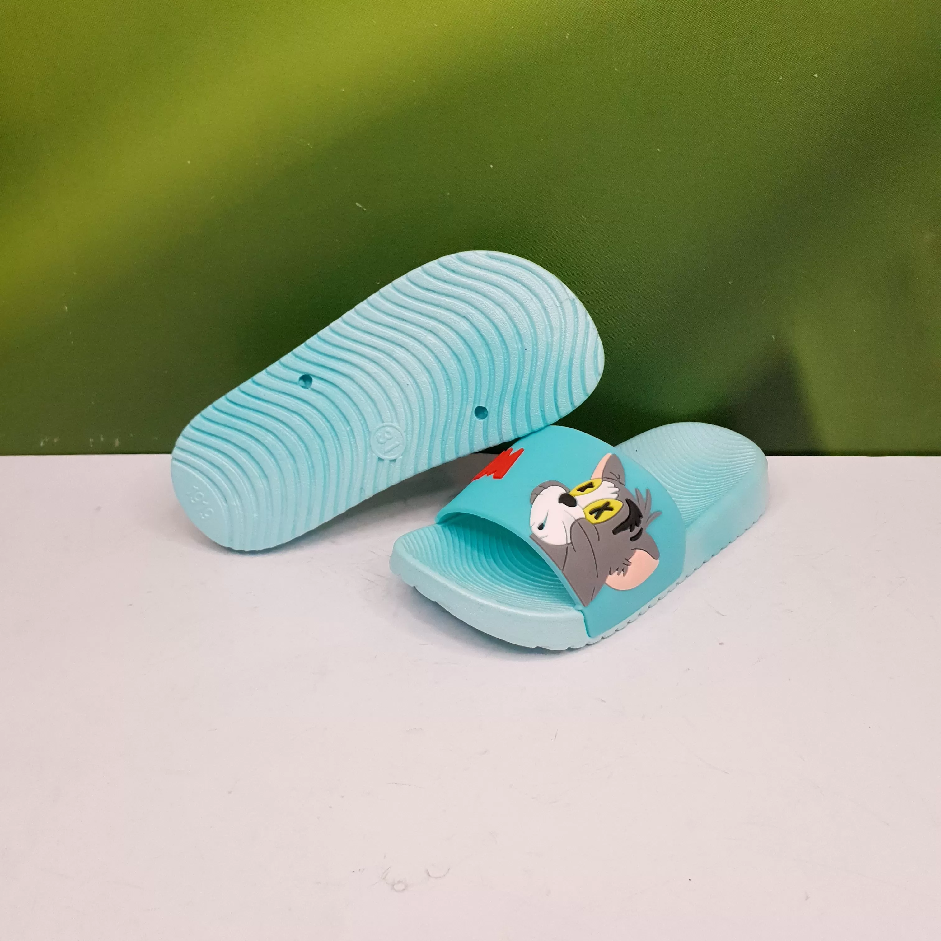 Tom & Jerry Slides