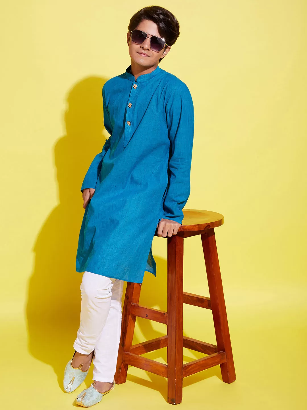 VASTRAMAY Boy's Light Blue Cotton Kurta