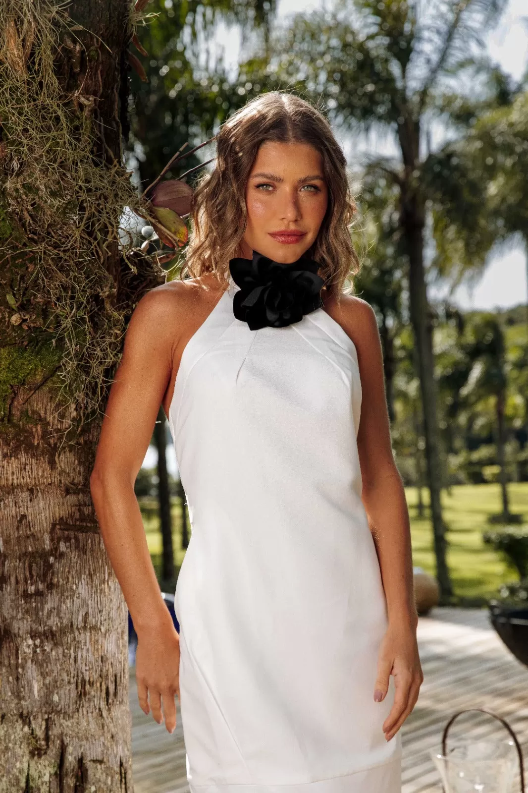 VESTIDO ANNE FERNANDES CURTO FRENTE UNICA BRANCO